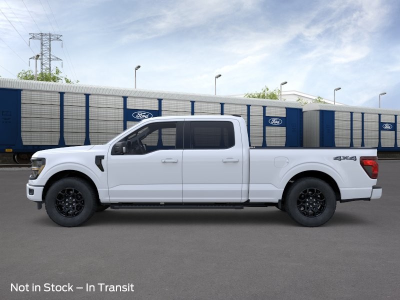 Ford F-150 Vehicle Full-screen Gallery Image 04