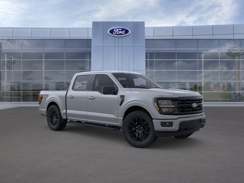 Ford F-150 Vehicle Full-screen Gallery Image 09