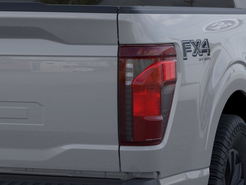 Ford F-150 Vehicle Full-screen Gallery Image 23