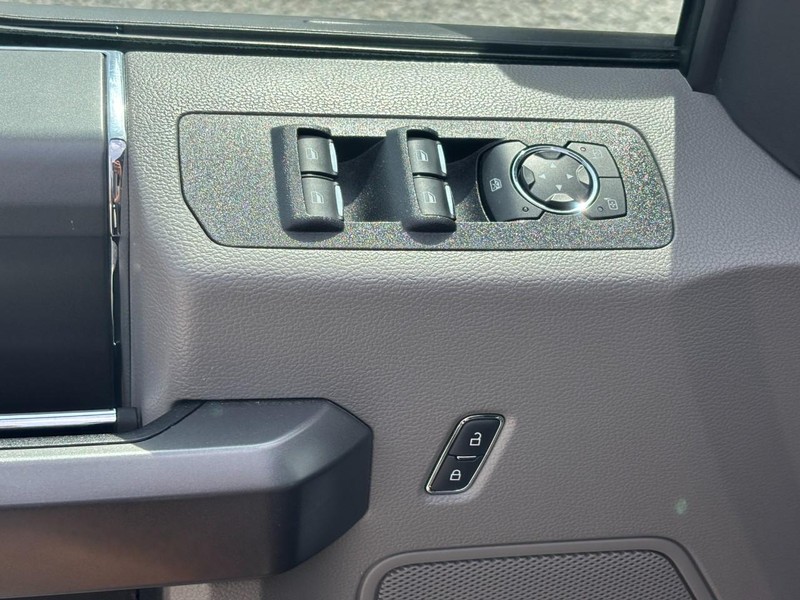 Ford F-150 Vehicle Image 18