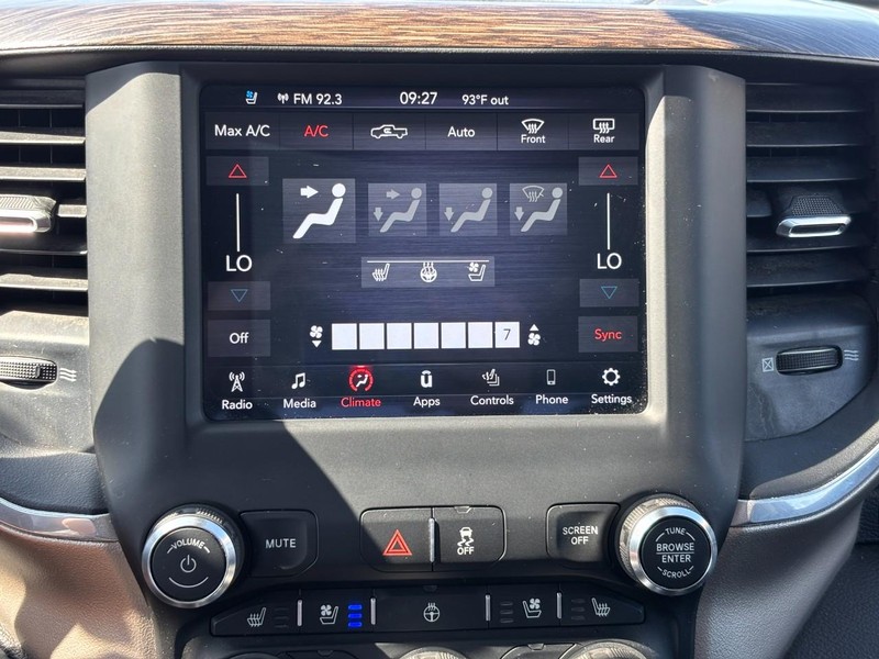 Ram 2500 Vehicle Image 22