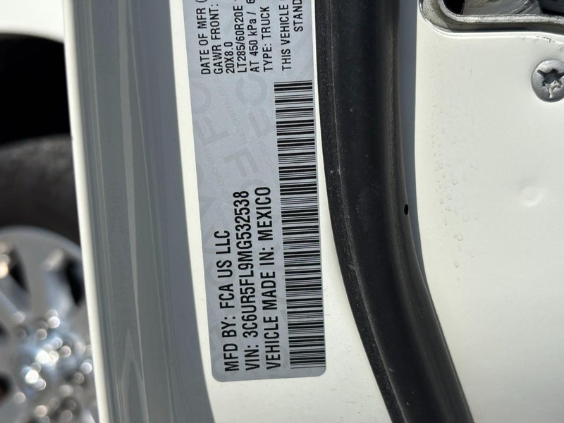 Ram 2500 Vehicle Image 25