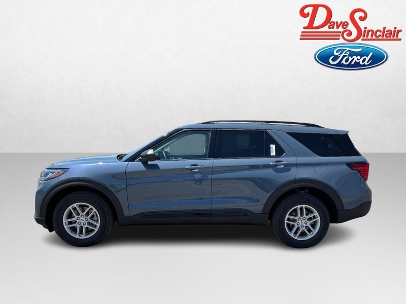 Ford Explorer Vehicle Full-screen Gallery Image 10