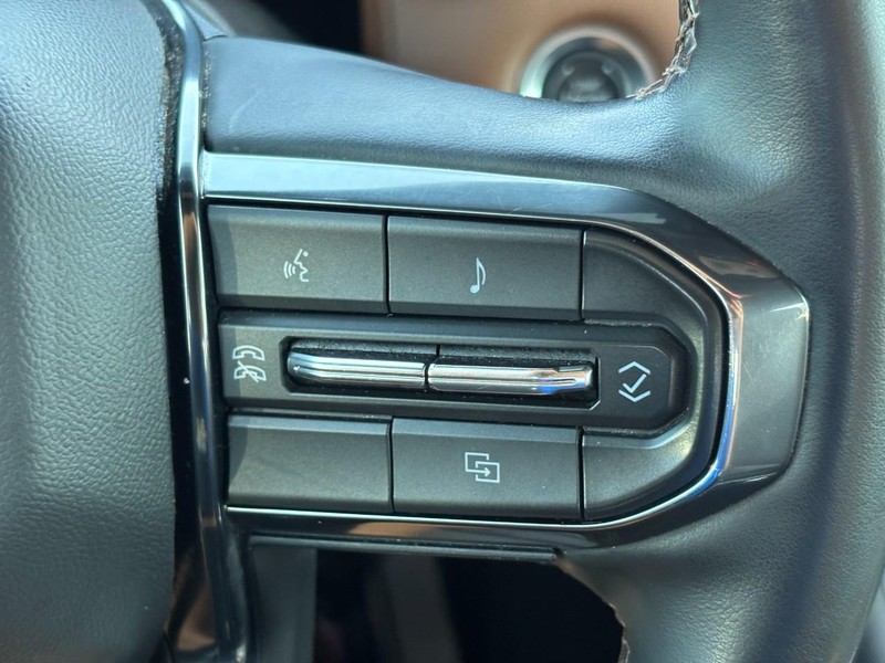 GMC Canyon Vehicle Image 20