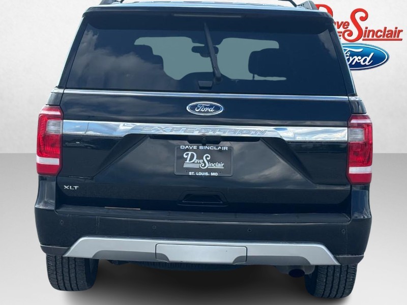 Ford Expedition Vehicle Full-screen Gallery Image 08