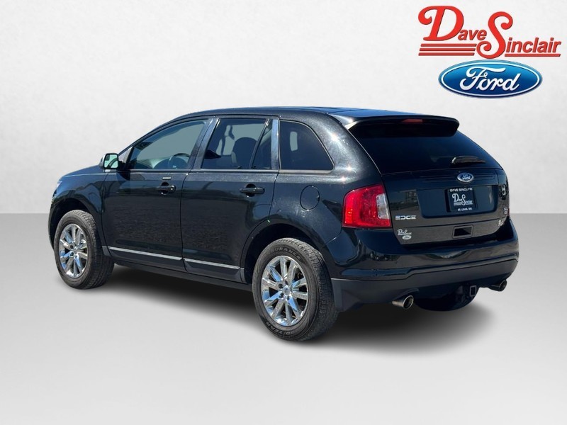 Ford Edge Vehicle Full-screen Gallery Image 10
