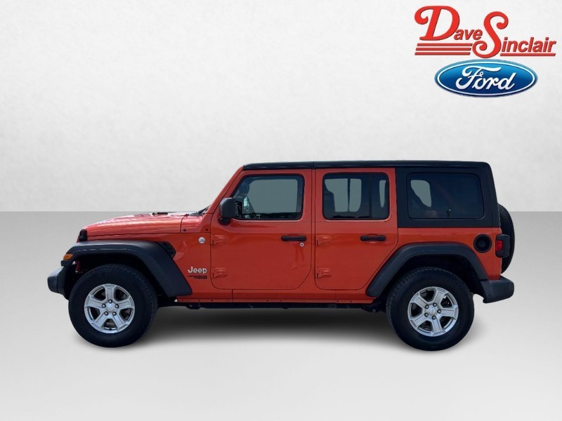 Jeep Wrangler Unlimited Vehicle Image 10