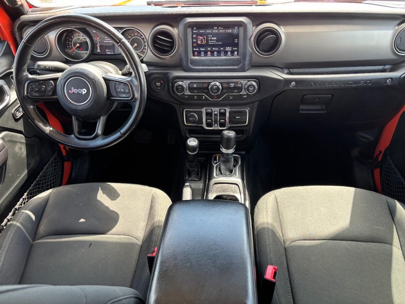 Jeep Wrangler Unlimited Vehicle Image 15