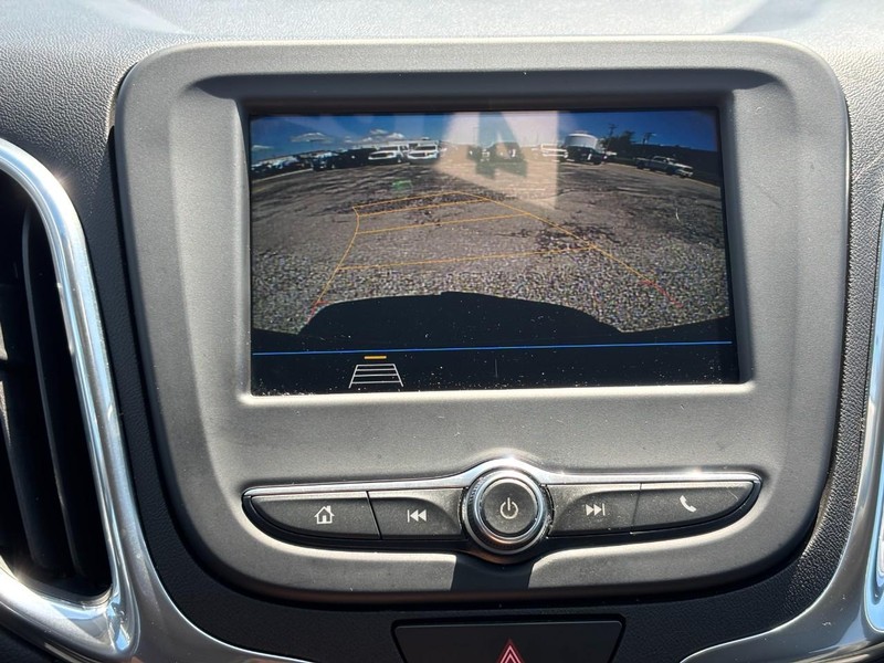 Chevrolet Equinox Vehicle Image 23
