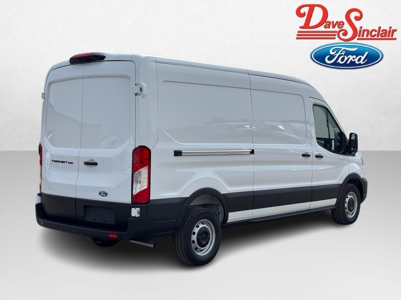 Ford Transit Cargo Van Vehicle Image 07
