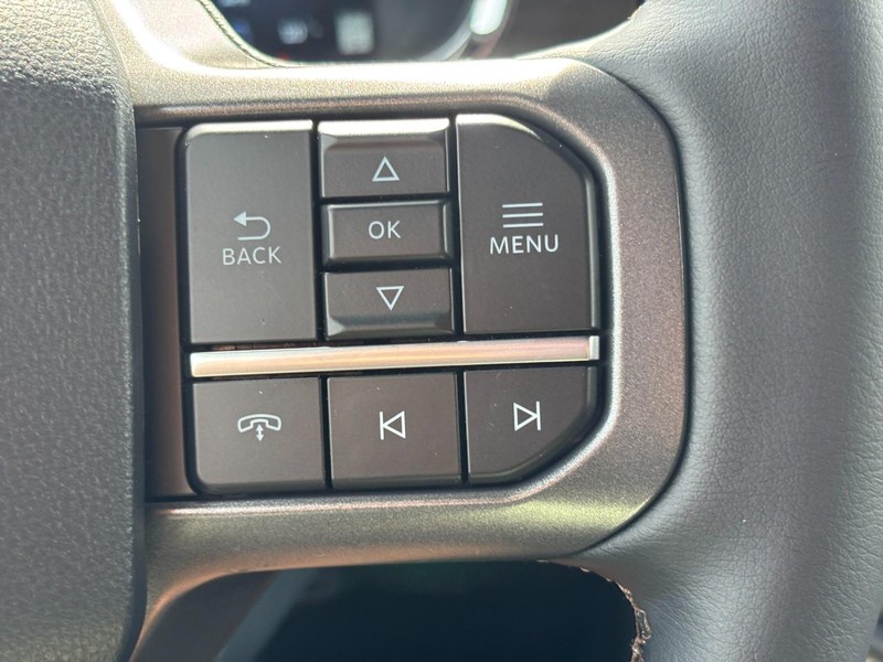 Ford F-150 Vehicle Full-screen Gallery Image 20