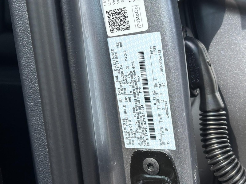Ford F-150 Vehicle Full-screen Gallery Image 26