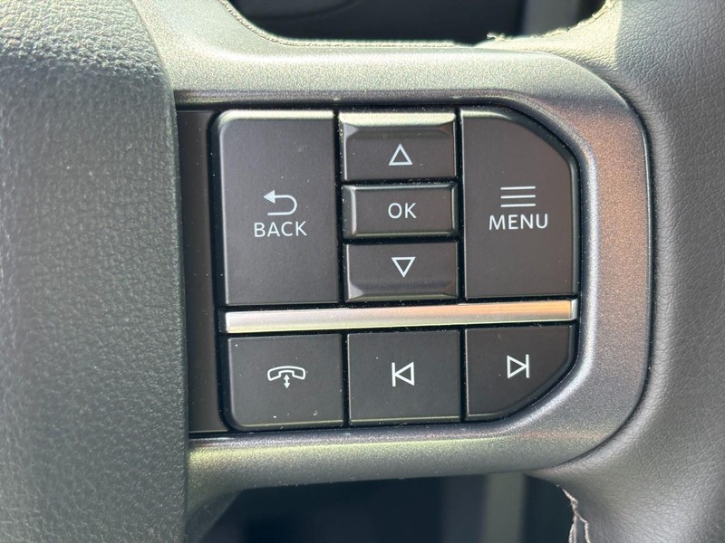 Ford F-150 Vehicle Full-screen Gallery Image 20