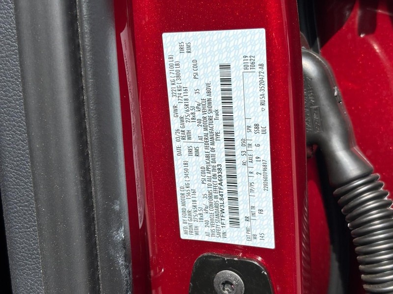 Ford F-150 Vehicle Full-screen Gallery Image 26