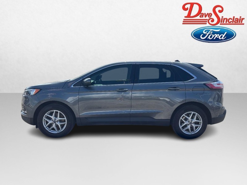 Ford Edge Vehicle Full-screen Gallery Image 10