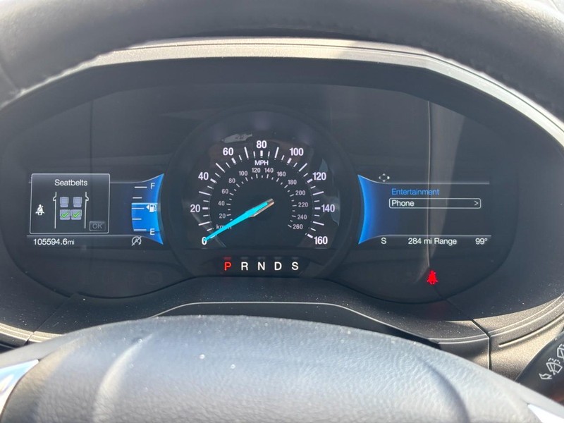 Ford Edge Vehicle Full-screen Gallery Image 22