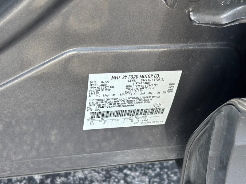 Ford Edge Vehicle Full-screen Gallery Image 25
