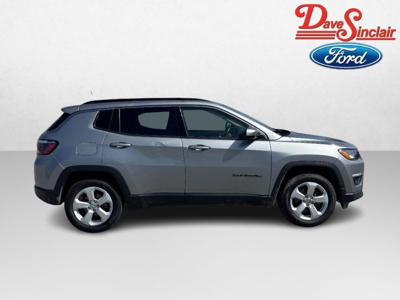 Jeep Compass Vehicle Image 05