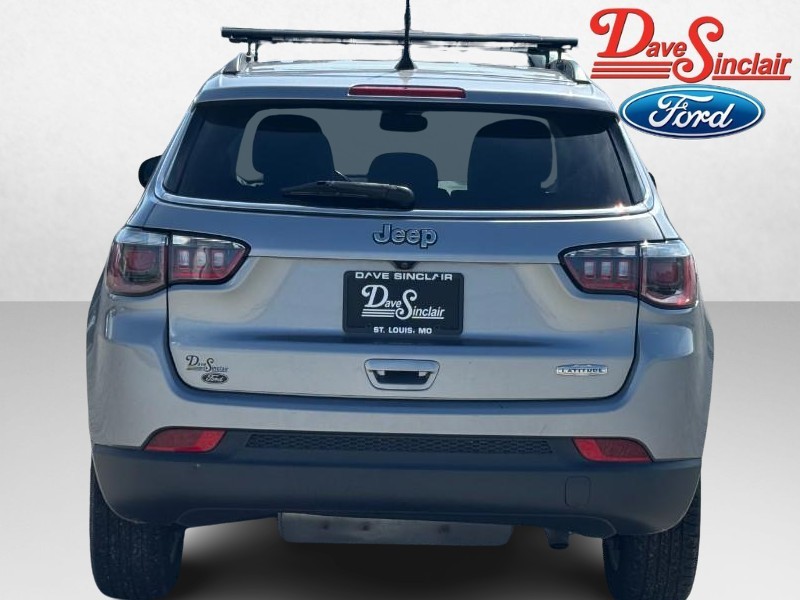 Jeep Compass Vehicle Image 08