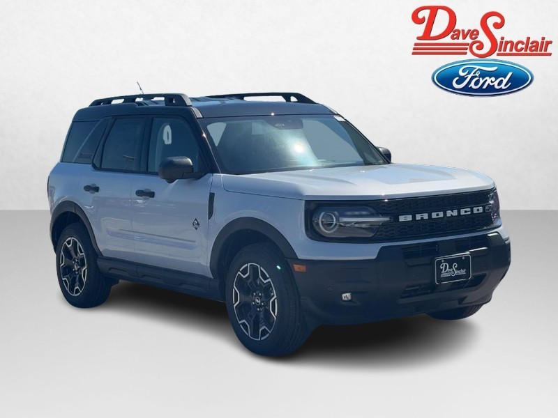 Ford Bronco Sport Vehicle Full-screen Gallery Image 04