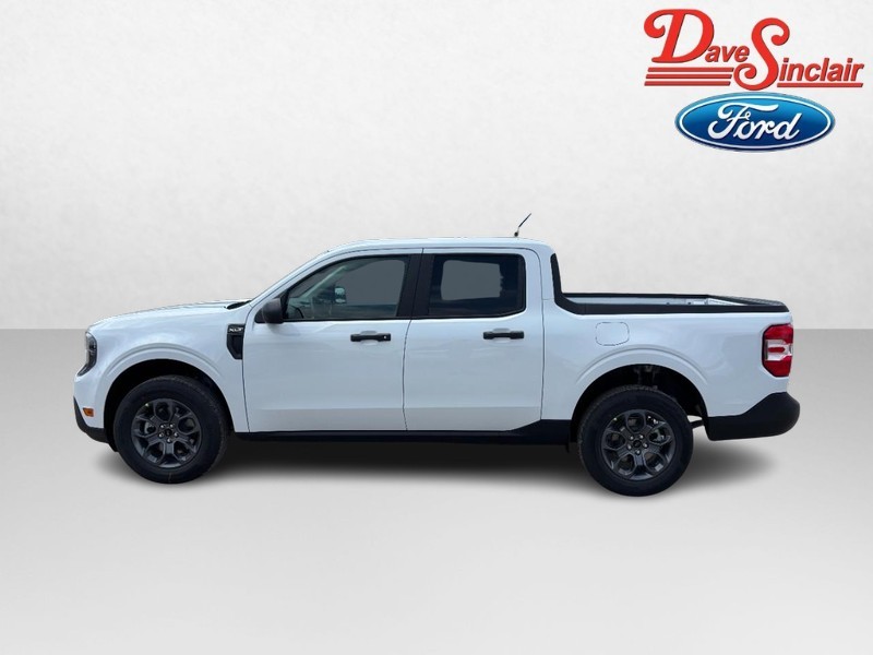 Ford Maverick Vehicle Image 10