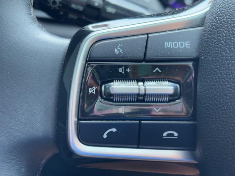 Kia Sorento Vehicle Image 20