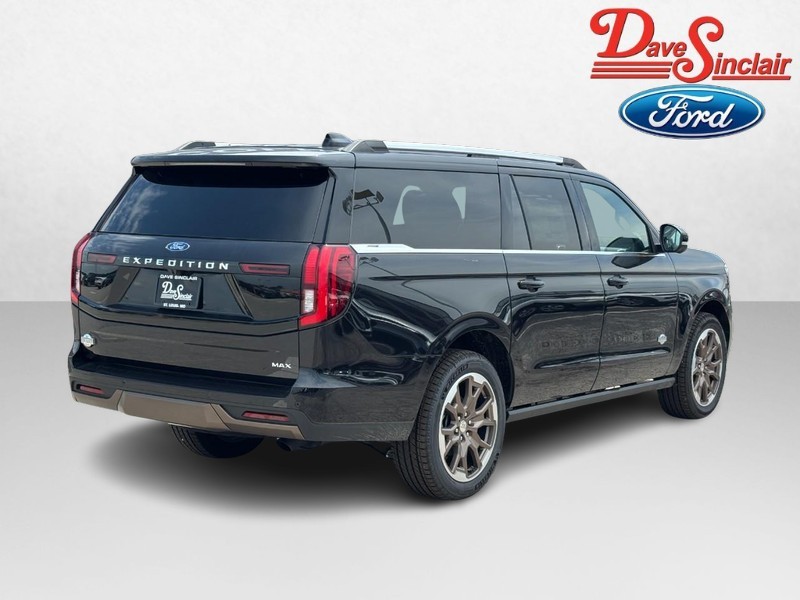 Ford Expedition Max Vehicle Full-screen Gallery Image 07