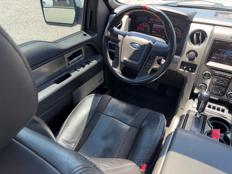 Ford F-150 Vehicle Image 14