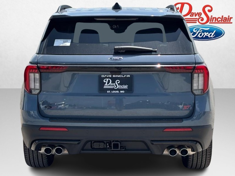 Ford Explorer Vehicle Image 08