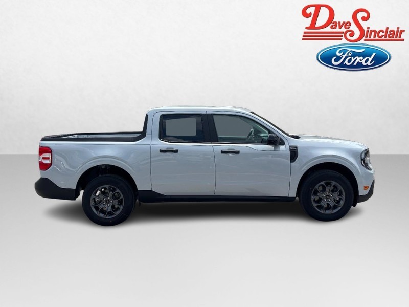 Ford Maverick Vehicle Image 05