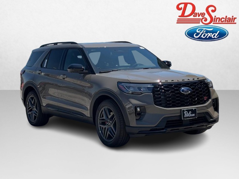 Ford Explorer Vehicle Image 04