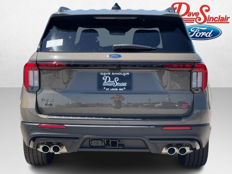 Ford Explorer Vehicle Image 08