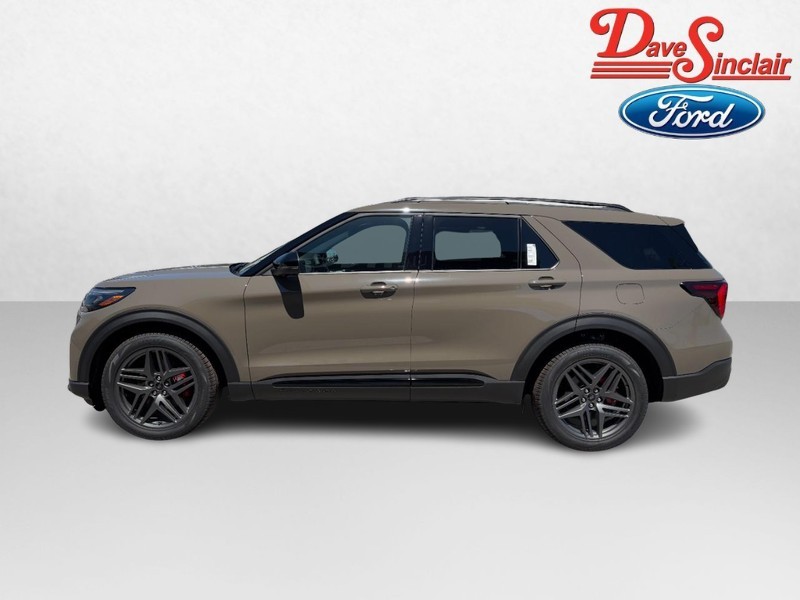 Ford Explorer Vehicle Image 10