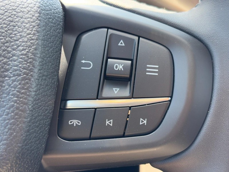 Ford Ranger Vehicle Full-screen Gallery Image 19