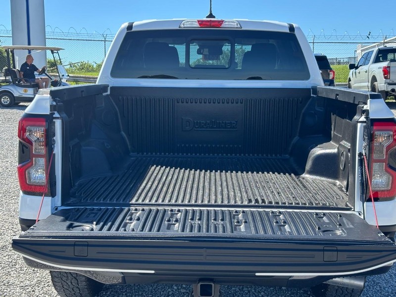 Ford Ranger Vehicle Full-screen Gallery Image 11