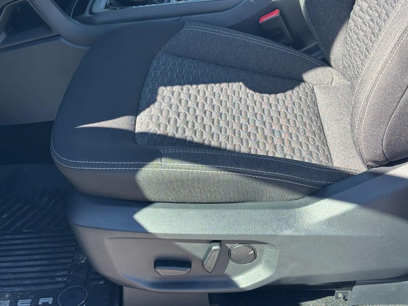 Ford Ranger Vehicle Full-screen Gallery Image 17