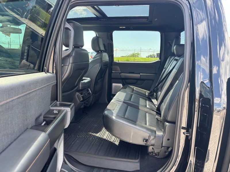 Ford F-150 Vehicle Image 13
