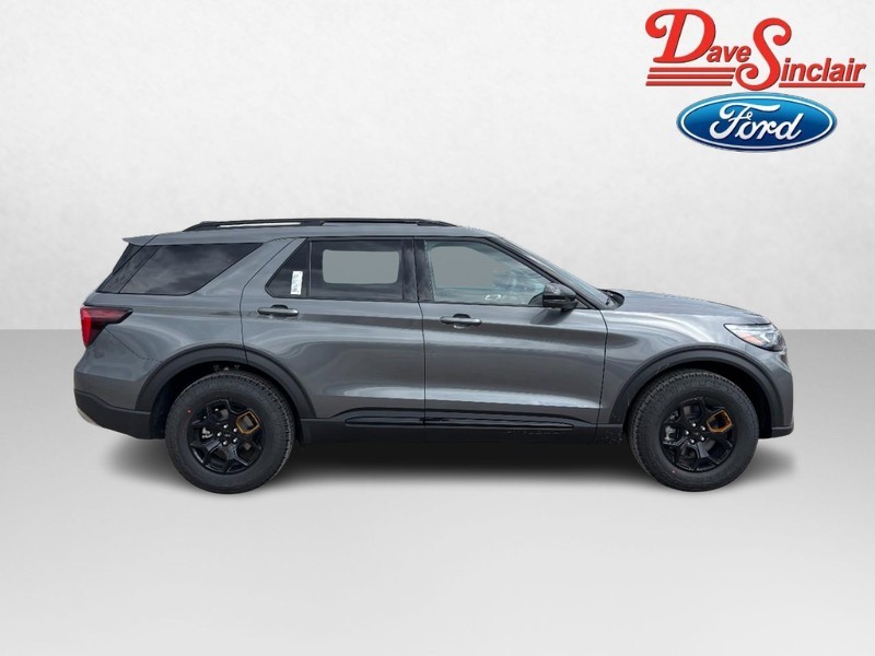 Ford Explorer Vehicle Full-screen Gallery Image 05