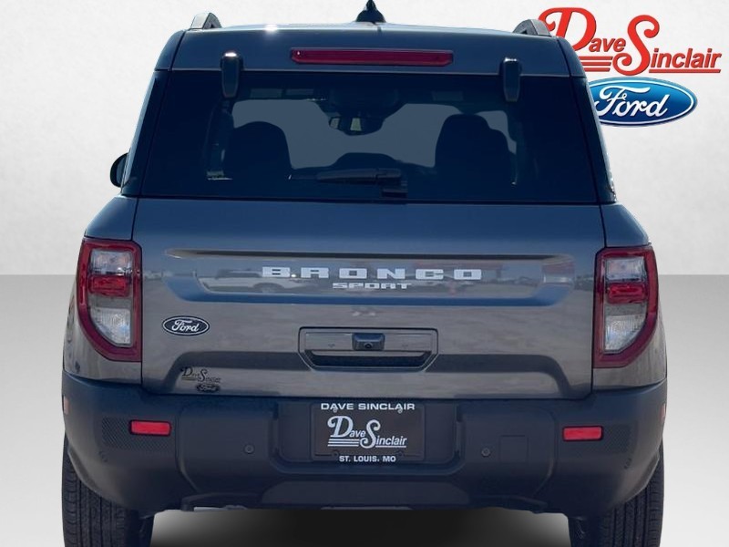 Ford Bronco Sport Vehicle Full-screen Gallery Image 08