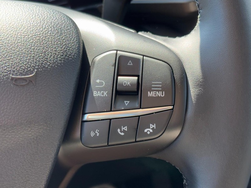 Ford Bronco Sport Vehicle Full-screen Gallery Image 19