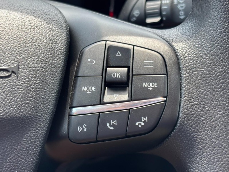 Ford Maverick Vehicle Full-screen Gallery Image 20