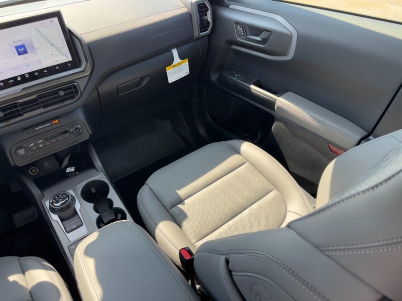 Ford Bronco Sport Vehicle Image 15