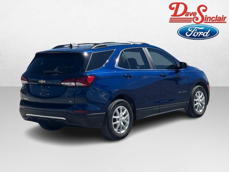 Chevrolet Equinox Vehicle Full-screen Gallery Image 05