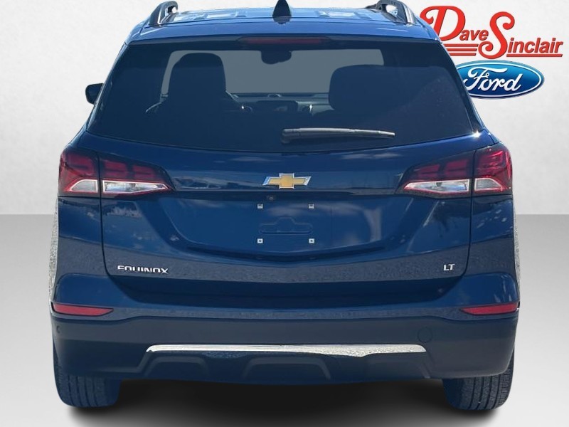 Chevrolet Equinox Vehicle Full-screen Gallery Image 06