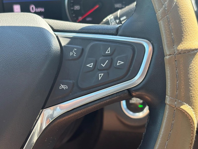 Chevrolet Equinox Vehicle Full-screen Gallery Image 18