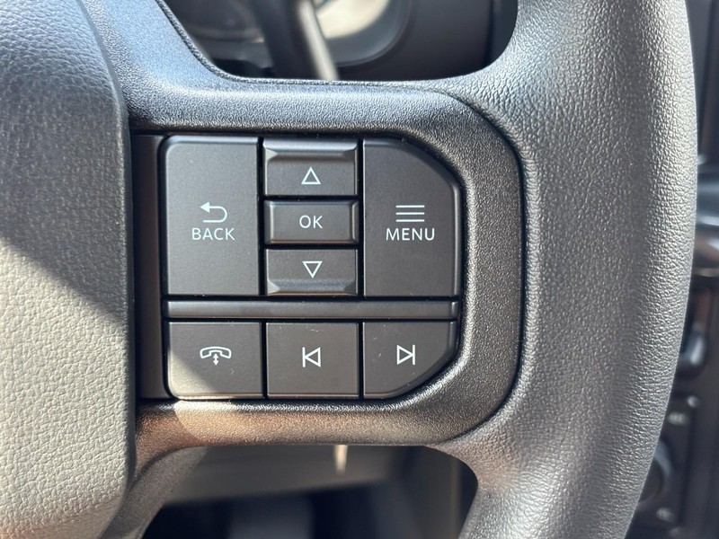 Ford F-150 Vehicle Full-screen Gallery Image 20