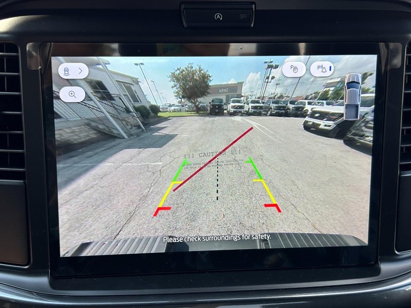 Ford F-150 Vehicle Full-screen Gallery Image 23