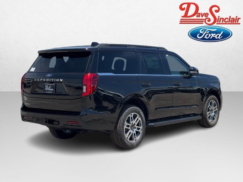 Ford Expedition Vehicle Full-screen Gallery Image 07