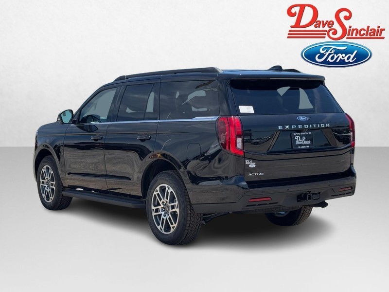 Ford Expedition Vehicle Full-screen Gallery Image 09