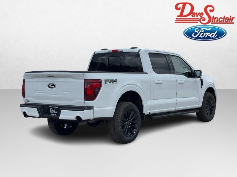 Ford F-150 Vehicle Full-screen Gallery Image 07